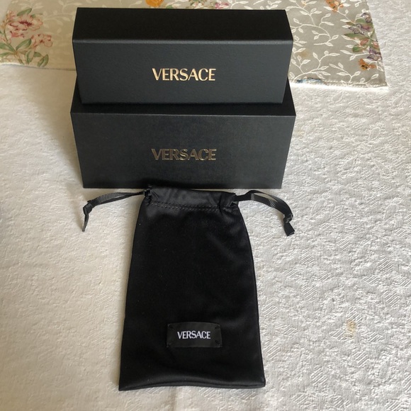 COPY - - Brand New Authentic Versace Eye Glass Case - Picture 3 of 5